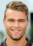 ยานนิคเดชามแมนน์